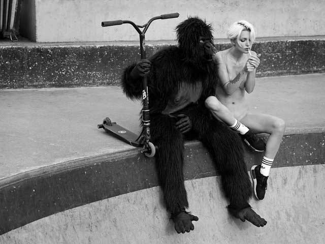 5 Lucas Dvorak Eva and Gorilla, 2015 Photograph 16 1/2 × 23 2/5 in 42 × 59.4 cm Editions 5-10 of 10