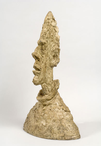 Alberto Giacometti, Grande tête mince, 1954 Plâtre peint 65.6 x 39.1 x 24.9 cm Fondation Alberto et Annette Giacometti, Paris © Succession Alberto Giacometti / 2018, ProLitteris, Zurich